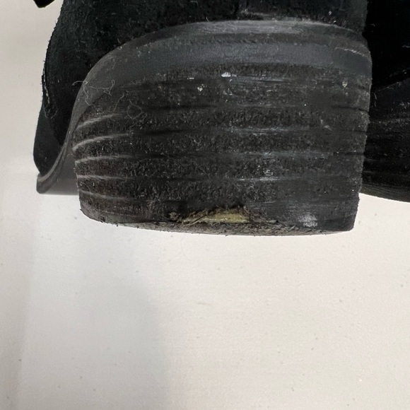 Blondo Black Suede Waterproof Booties Size 8 - Picture 5 of 9